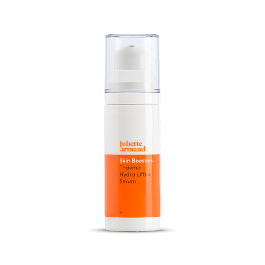 witte fles oranje etiket transparante dop Juliette Armand Skin Boosters Thavma Hydra Lifting Serum 30ml oranje witte en zwarte letters