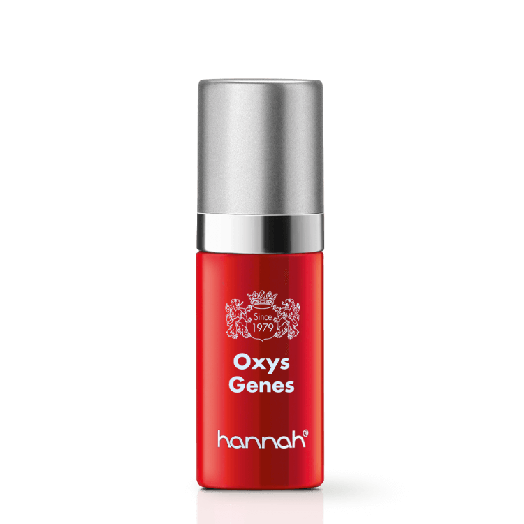 hannah Oxys Genes 30ml rode fles zilver dop kleine fles witte letters