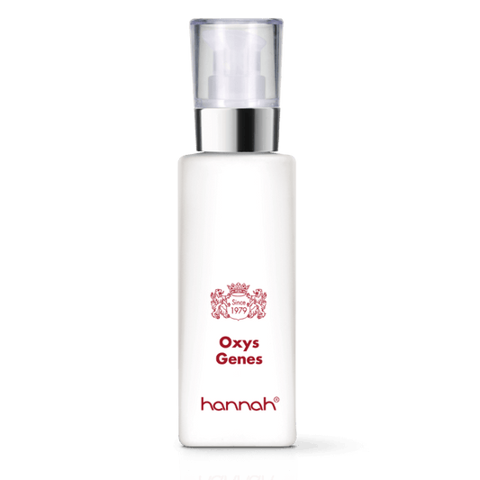 hannah Oxys Genes 125ml witte grote fles transparante dop zilver rand rode letters  