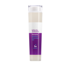 Juliette Armand Sensitive Cleansing Gel 210 ml, een milde reinigingsgel voor een gevoelige huid die snel geïrriteerd raakt of trekkerig aanvoelt na het wassen. Reinigt zonder de huid uit te drogen, als eerste stap in de ochtend- en avondroutine. Op de foto de flacon met paars etiket en transparante dop. Puur Diana Shop Nuenen