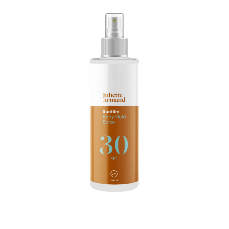 Juliette Armand Sunfilm Body Fluid Spray SPF30 200 ml, een lichte zonbescherming voor het lichaam met een hydraterende spraytextuur voor eenvoudig aanbrengen. Puur Diana Shop Nuenen
