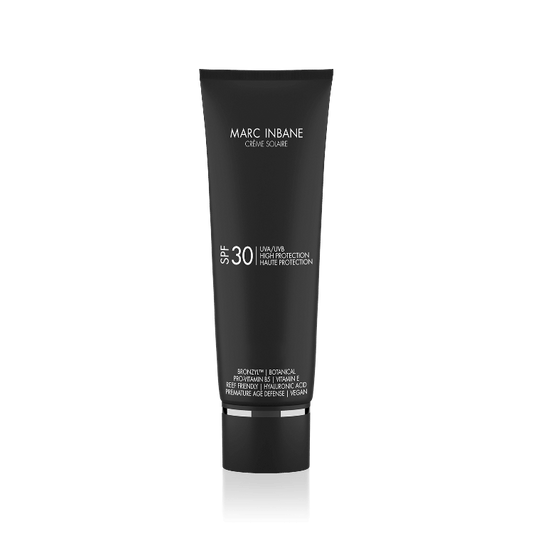 Marc Inbane Crème Natural SPF30, een zonnecrème voor dagelijkse bescherming van het gezicht met een natuurlijke finish. Op de foto de zwarte tube met zilveren ring. Puur Diana Shop Nuenen