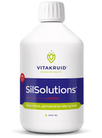 Vitakruid SilSolutions Aardbei 500 ml, een vloeibaar siliciumsupplement met vitamine C en natuurlijke aardbeiensmaak voor haar, huid en nagels. Op de foto de fles. Puur Diana Shop Nuenen